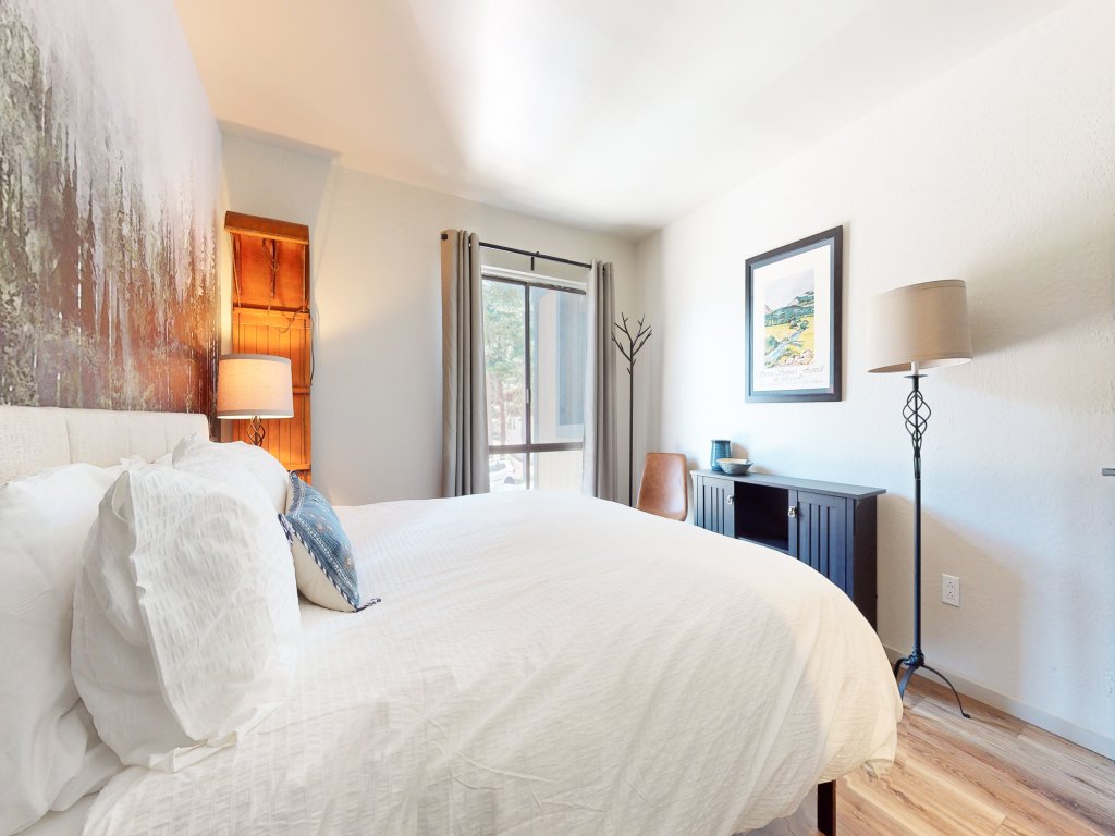 Bigwood #45 Vacation Rental in Mammoth Lakes - RedAwning