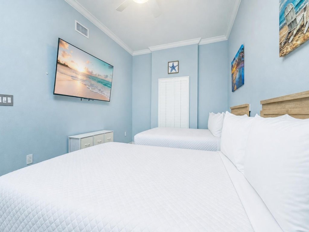 Phoenix Gulf Towers 805 Vacation Rental in Orange Beach - RedAwning