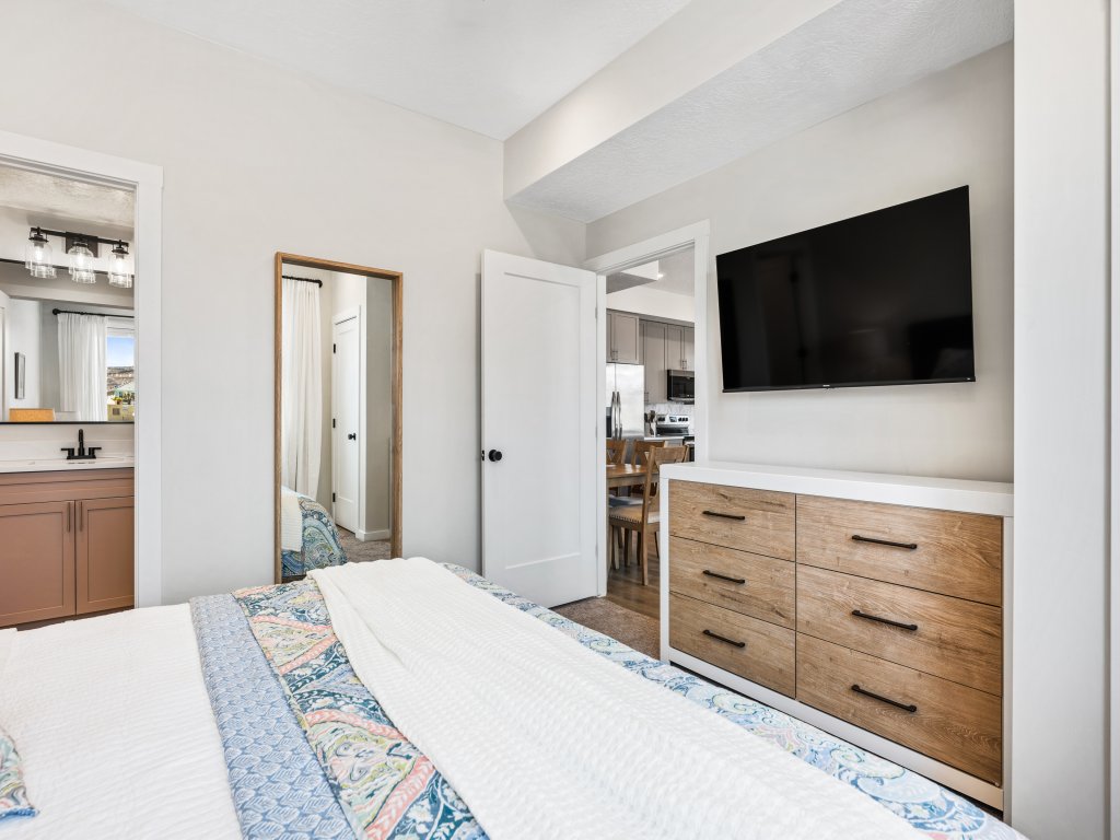 Paradise Cove Vacation Rental in St. George - RedAwning