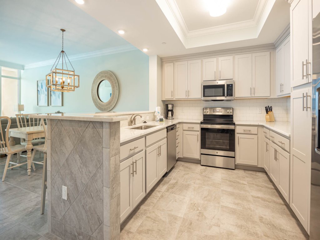 Phoenix Gulf Towers 1407 Vacation Rental in Orange Beach - RedAwning