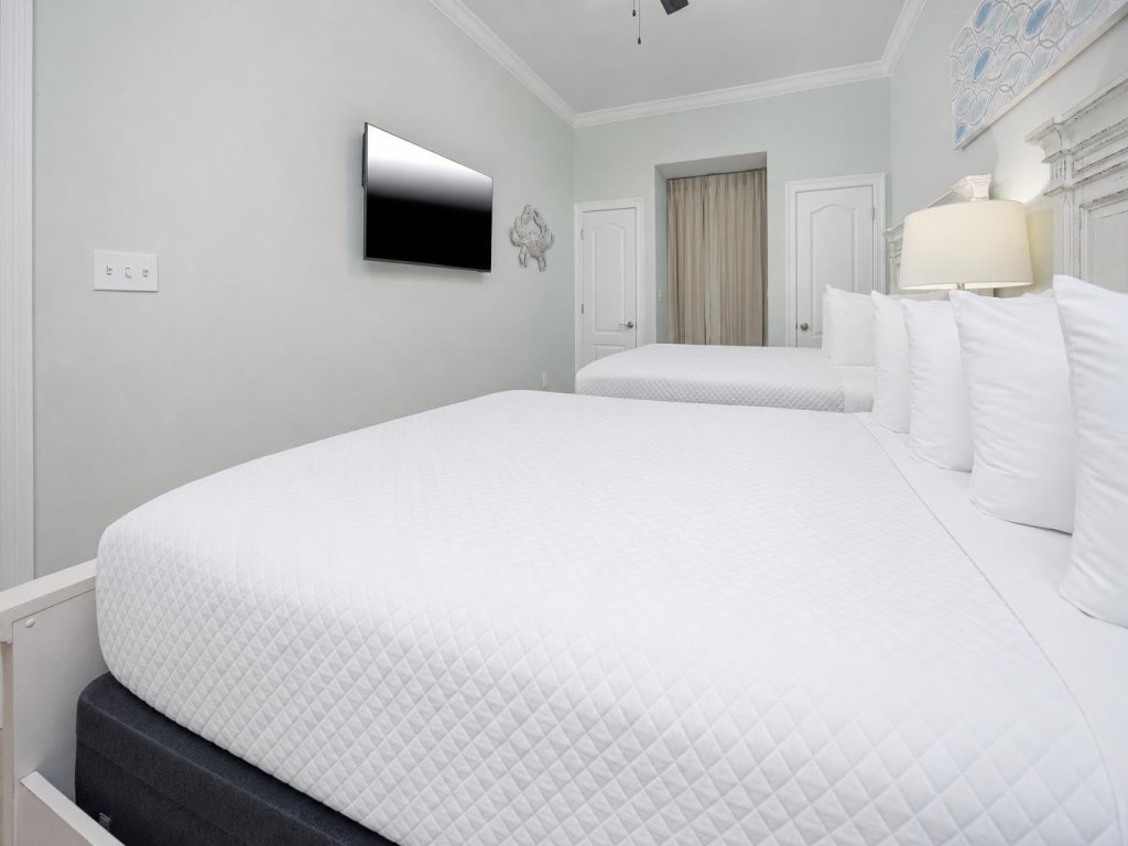 Phoenix Gulf Towers 2706 Vacation Rental in Orange Beach - RedAwning