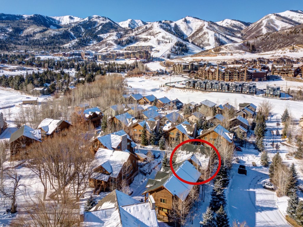 Timber Wolf Lodge 10D Vacation Rental in Park City - RedAwning
