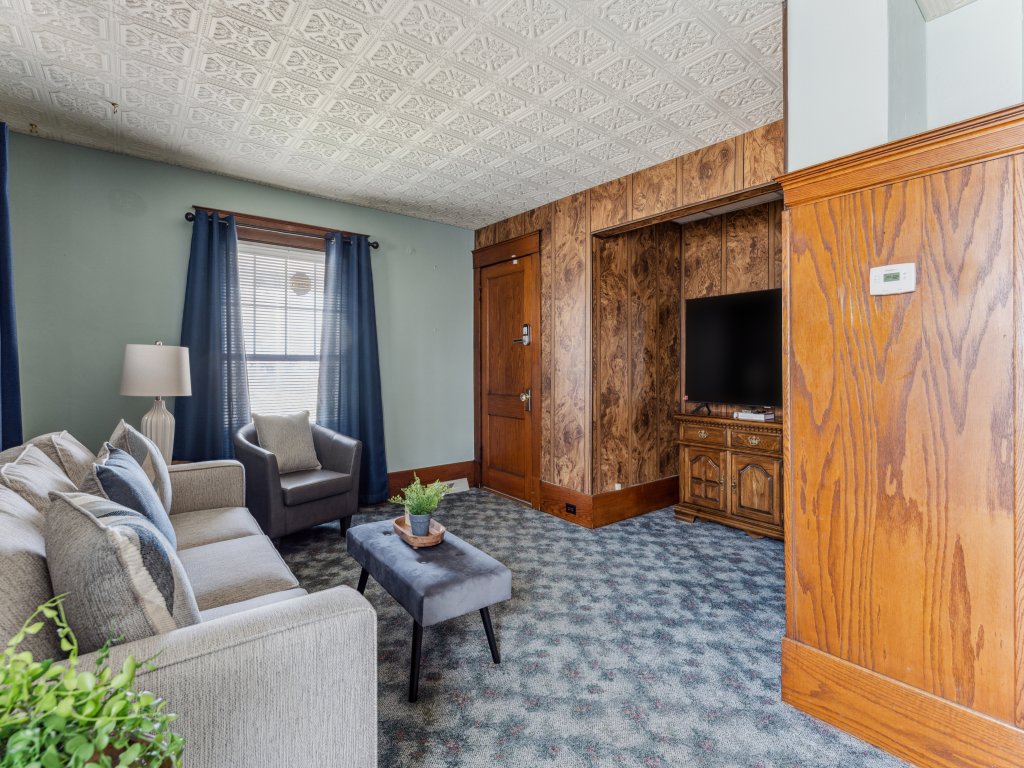 Niagara Falls Home | 2BR, Pets OK, Free Parking Vacation Rental in New York - RedAwning