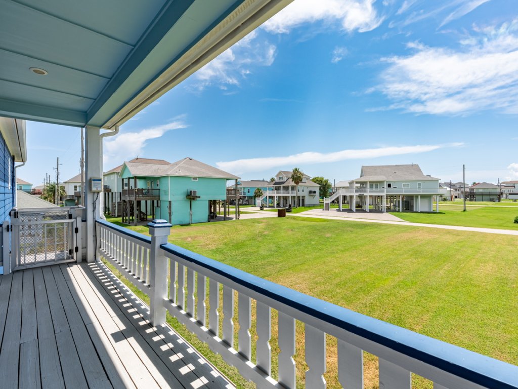 YoHo Hideout Vacation Rental in Texas - RedAwning
