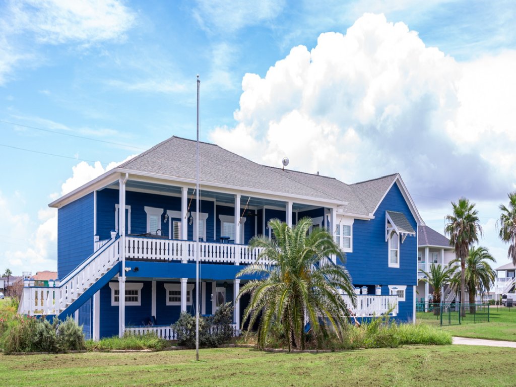 YoHo Hideout Vacation Rental in Texas - RedAwning