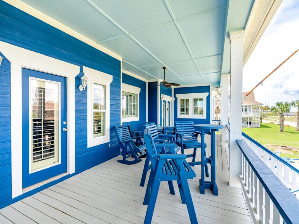 YoHo Hideout Vacation Rental in Texas - RedAwning