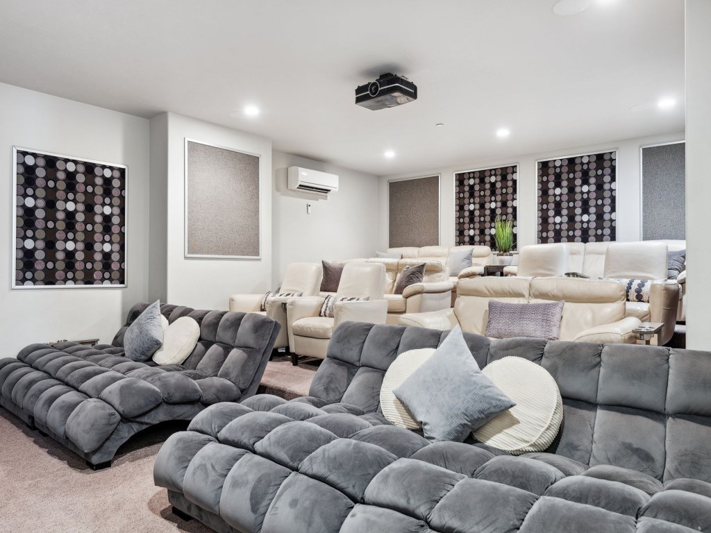 Grand Elite Retreat Vacation Rental in Utah - RedAwning