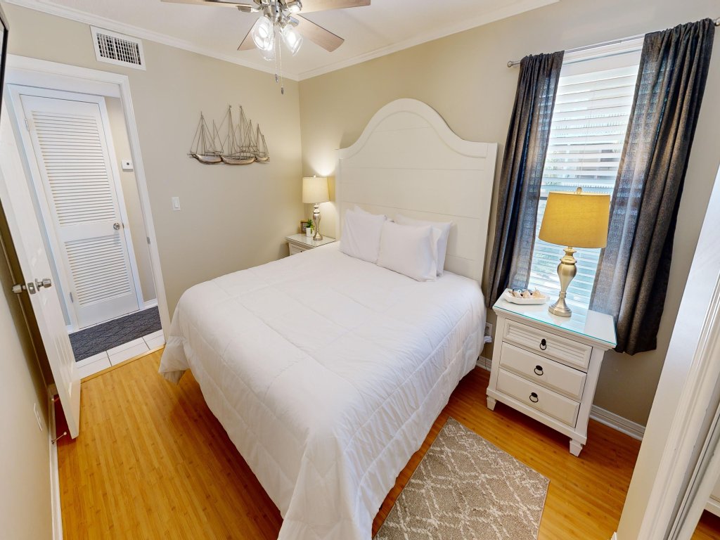 Sandpiper Cove 4203 Vacation Rental in Destin - RedAwning