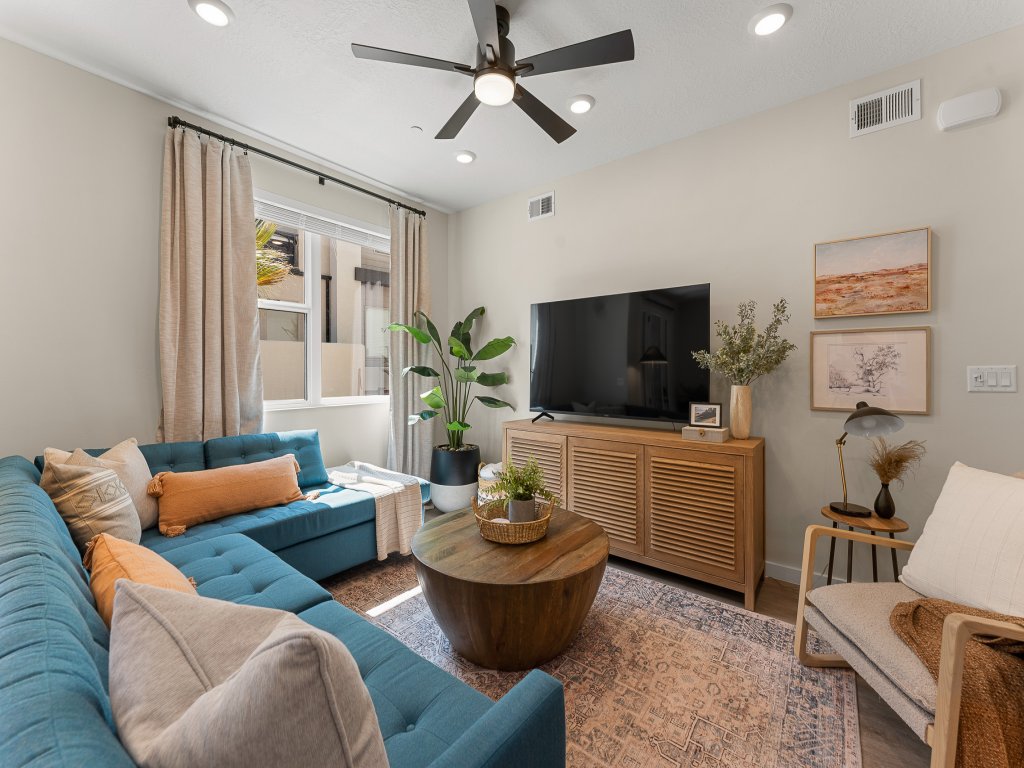 Deja Blue at Desert Color Vacation Rental in St. George - RedAwning