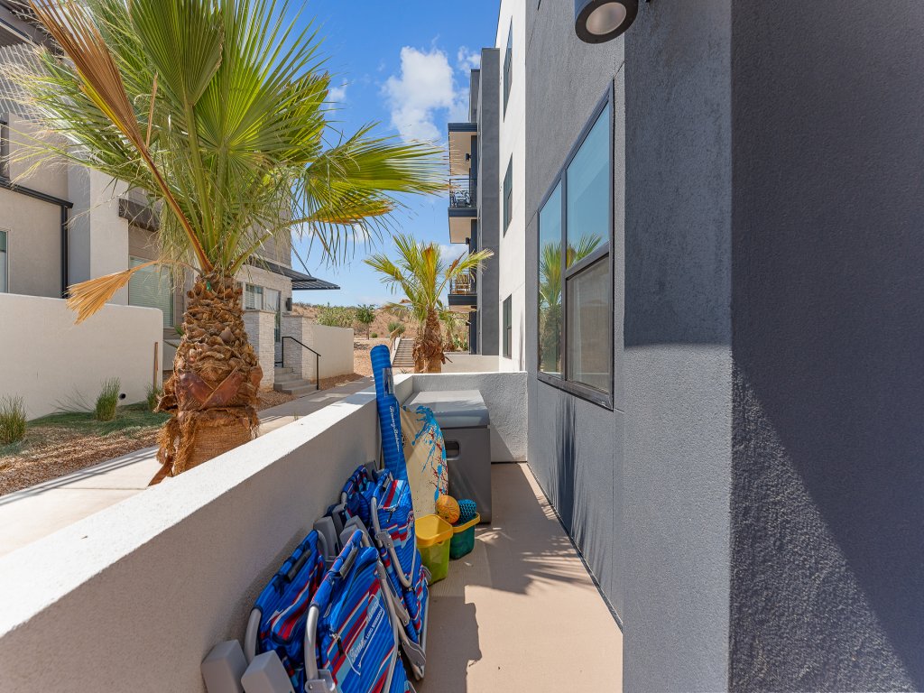 Deja Blue at Desert Color Vacation Rental in St. George - RedAwning