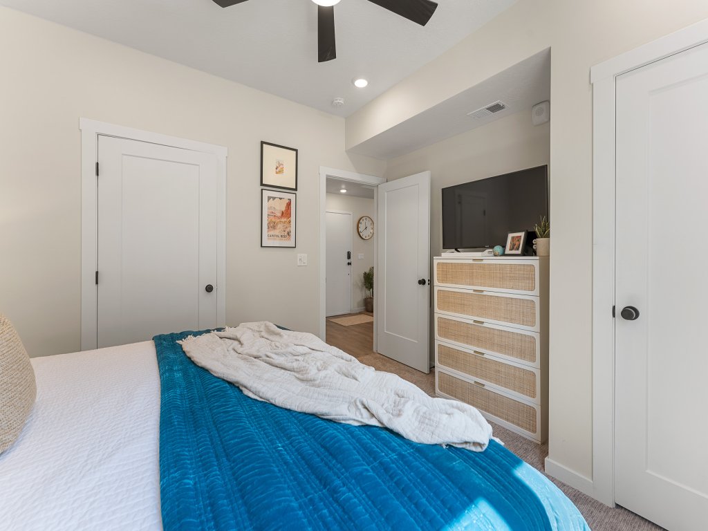 Deja Blue at Desert Color Vacation Rental in St. George - RedAwning
