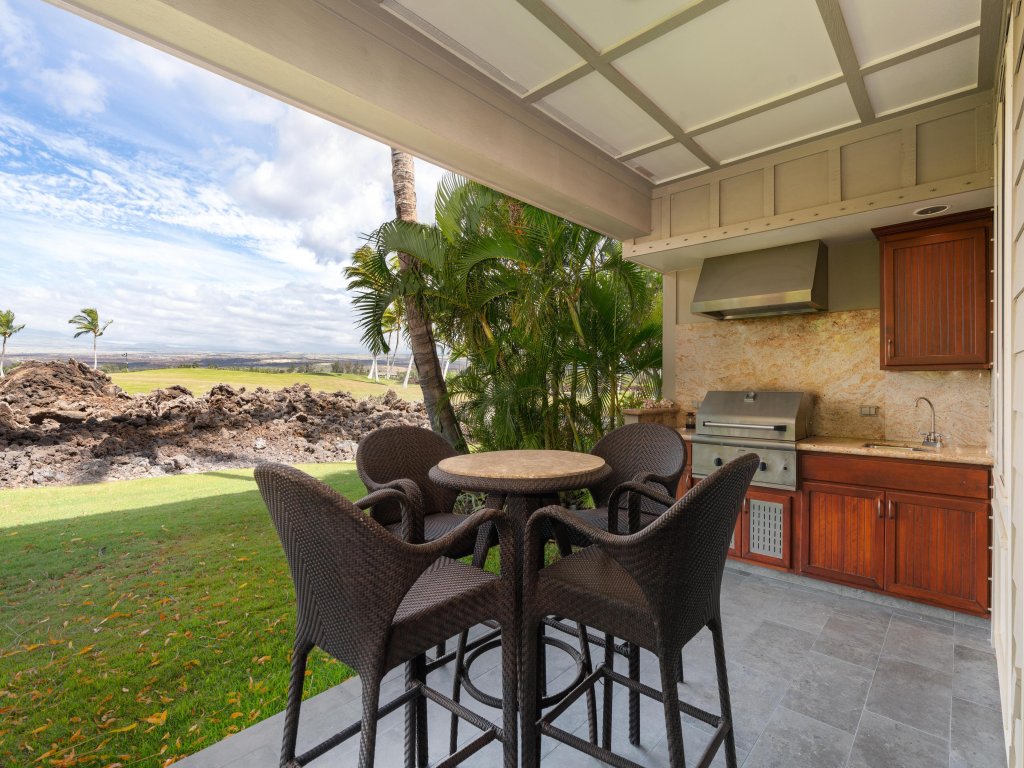Big Island Golf Villas A1 Vacation Rental in Kamuela - RedAwning