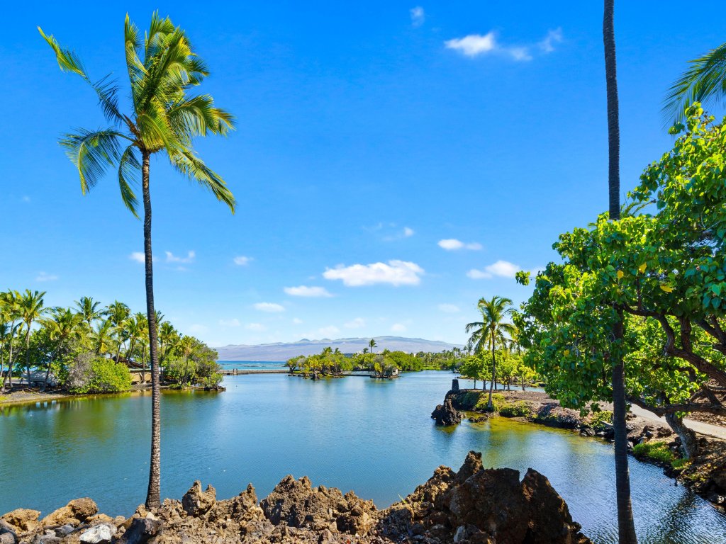 Big Island Golf Villas A1 Vacation Rental in Kamuela - RedAwning