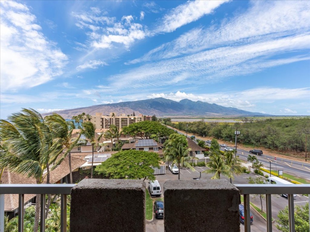 Nani Kai Hale 604 Vacation Rental in Kihei - RedAwning