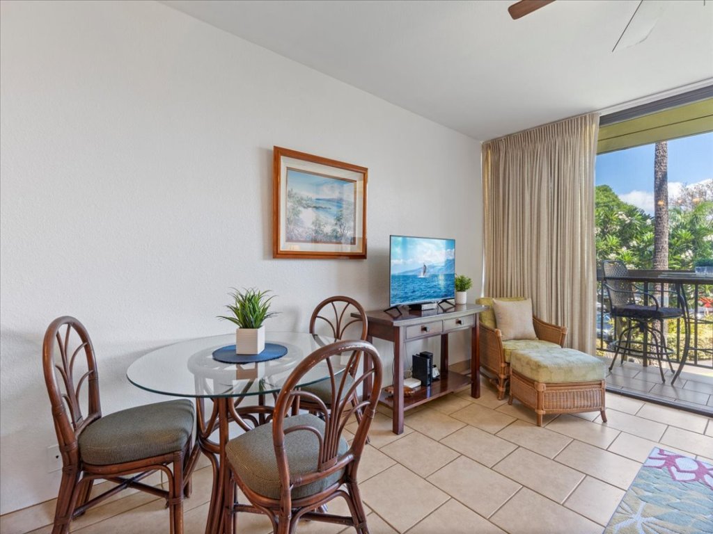 Maui Vista 3214 Vacation Rental in Kihei - RedAwning