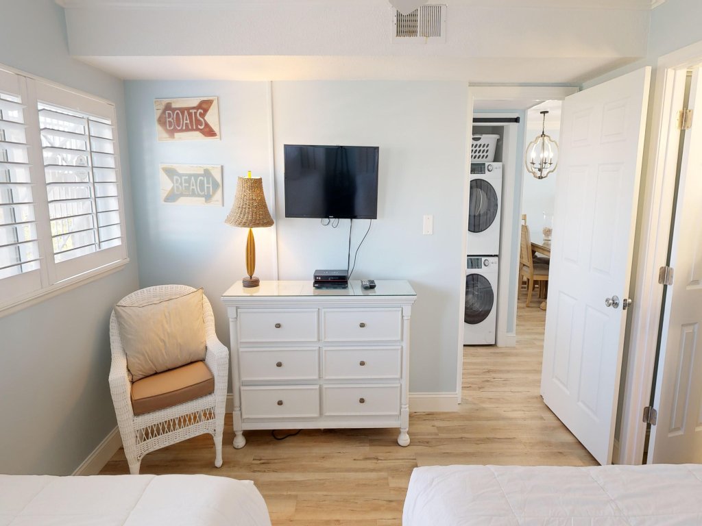 Beach House 404C Vacation Rental in Miramar Beach - RedAwning