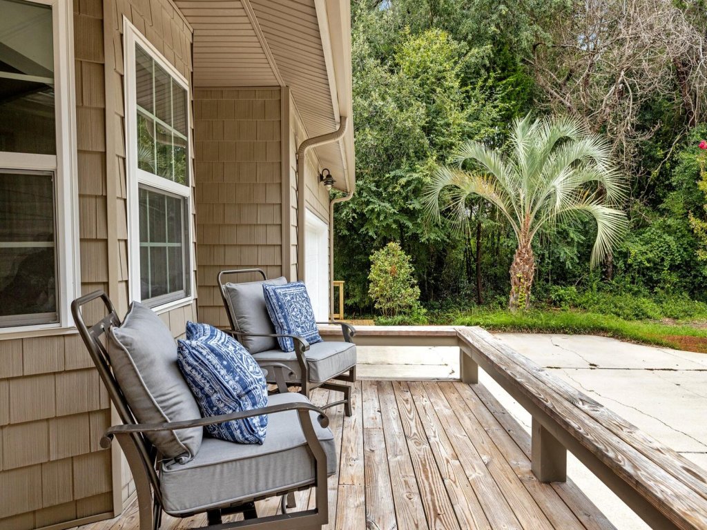 Cottage at Pine Knoll Shores Vacation Rental in North Carolina - RedAwning
