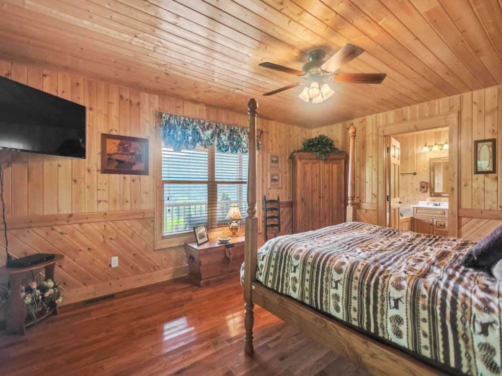 Cozy Mountain Retreat w/ Scenic Views Vacation Rental in Butler - RedAwning