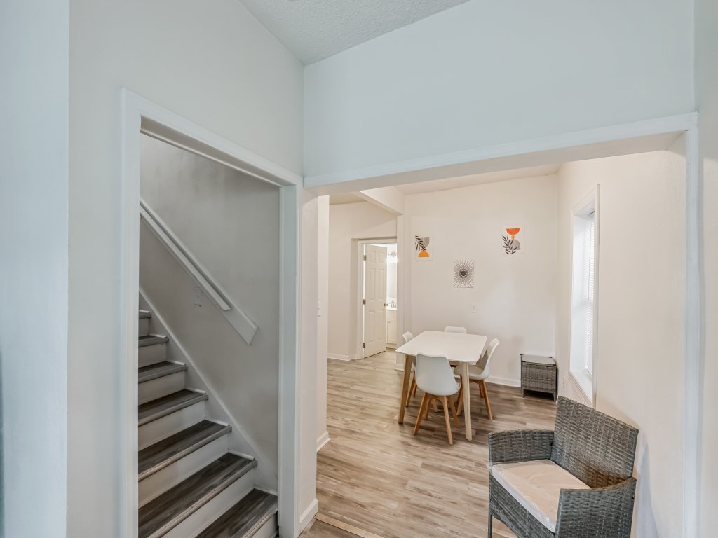 Quiet Family Home - Downtown, Pet Friendly, 4 Beds Vacation Rental in North Carolina - RedAwning