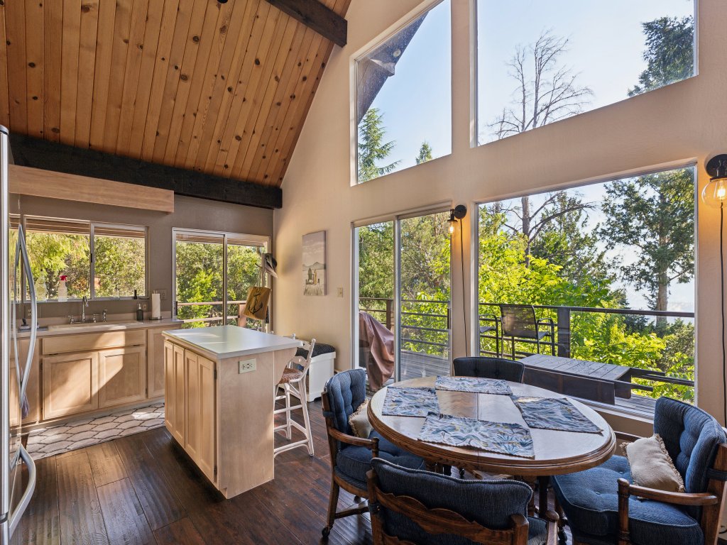 Kelseyville | Clear Lake + Konocti Views | Pool Vacation Rental in California - RedAwning