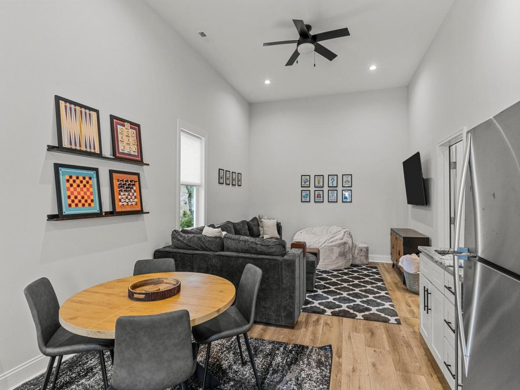Never Lost Vacation Rental in Emerald Isle - RedAwning