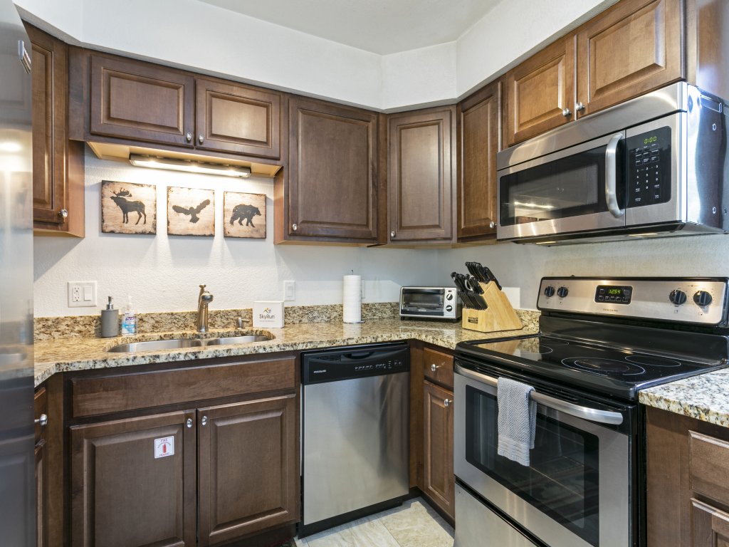 G3 Meadow Creek Vacation Rental in Vail - RedAwning