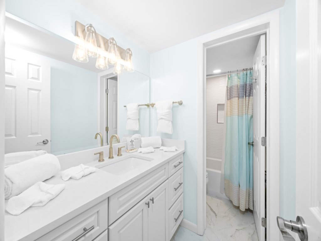 Breakers West A3 Vacation Rental in Sanibel - RedAwning