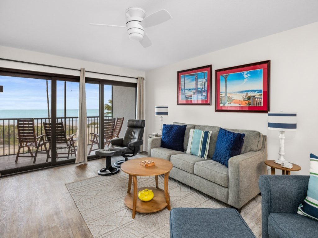 Pelicans Roost 206 Vacation Rental in Sanibel - RedAwning