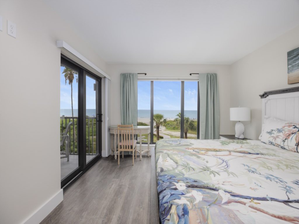 Pelicans Roost 204 Vacation Rental in Sanibel - RedAwning