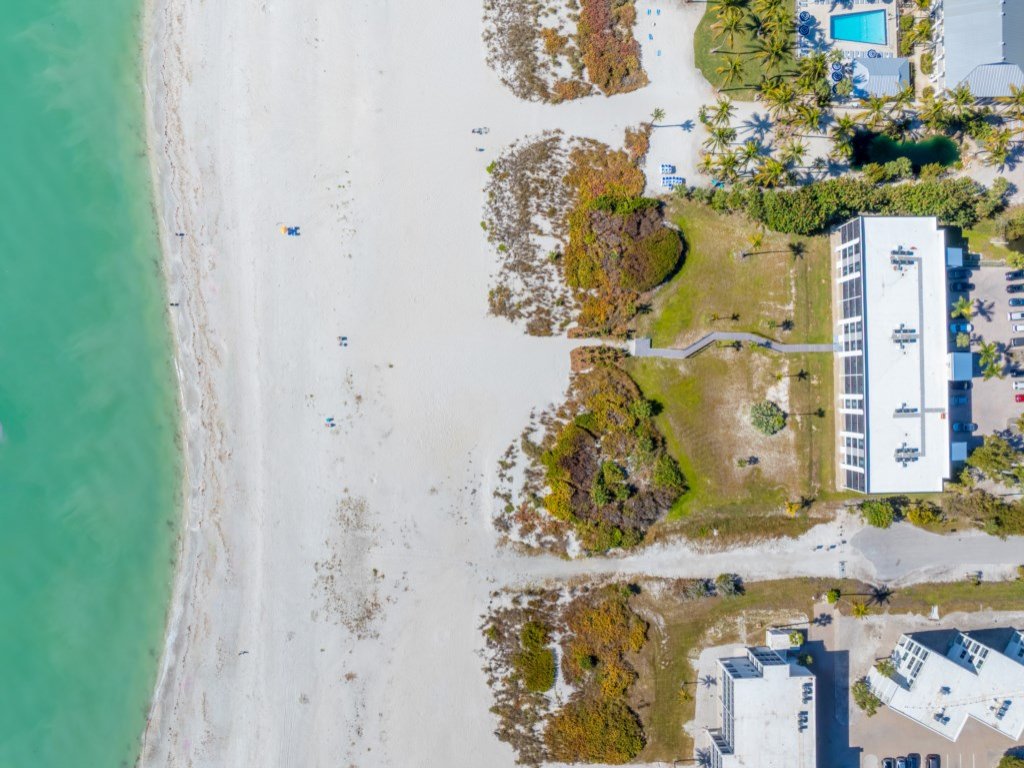Pelicans Roost 205 Vacation Rental in Sanibel - RedAwning