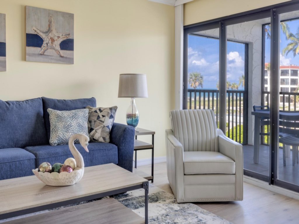 Pointe Santo E21 Vacation Rental in Sanibel - RedAwning