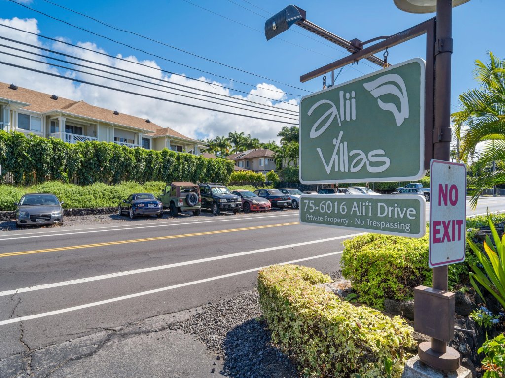 Big Island Alii Villas 333 Vacation Rental in Kailua-Kona - RedAwning