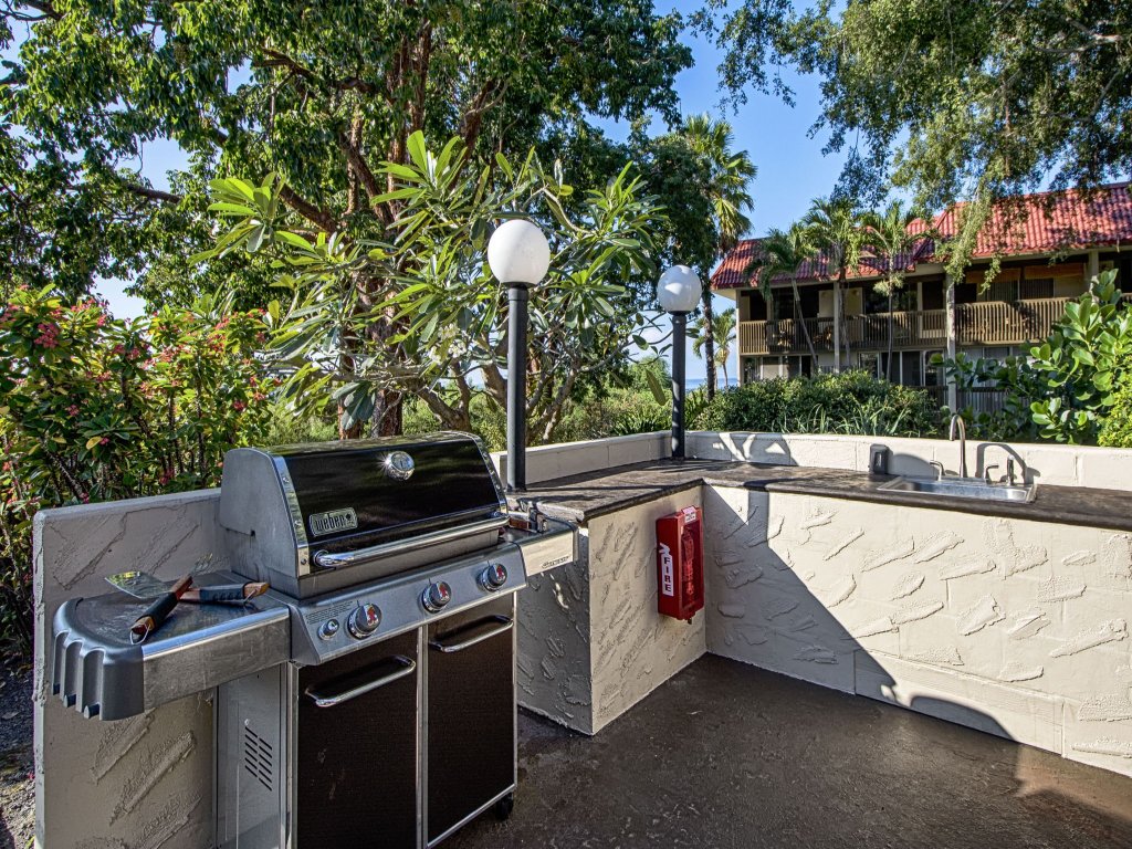 Kona Mansions#304 Vacation Rental in Kailua Kona - RedAwning