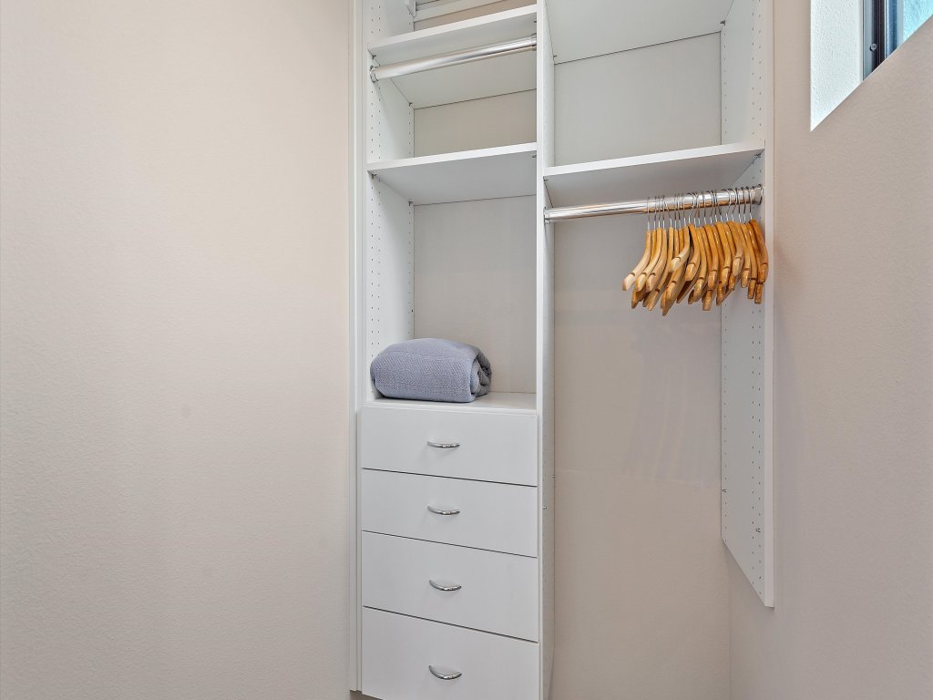 Cityscape Retreat Vacation Rental in Sarasota - RedAwning
