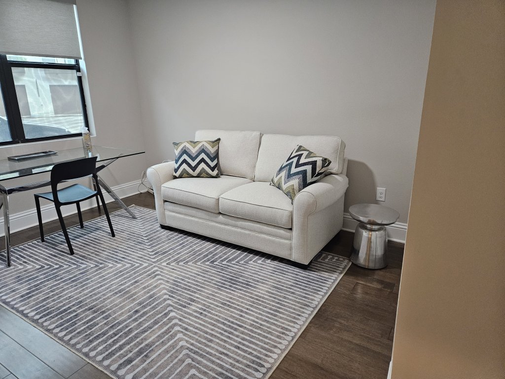 Cityscape Retreat Vacation Rental in Sarasota - RedAwning