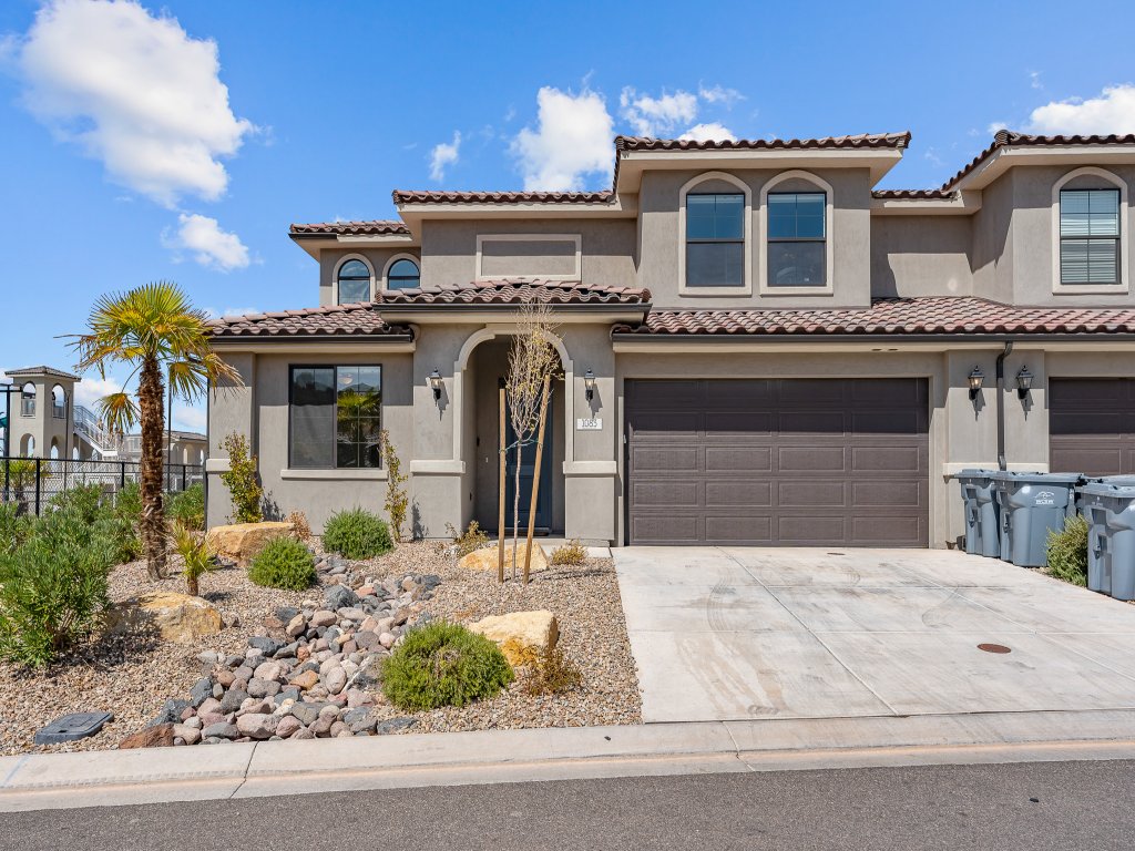 The One by the Pool Vacation Rental in Utah - RedAwning