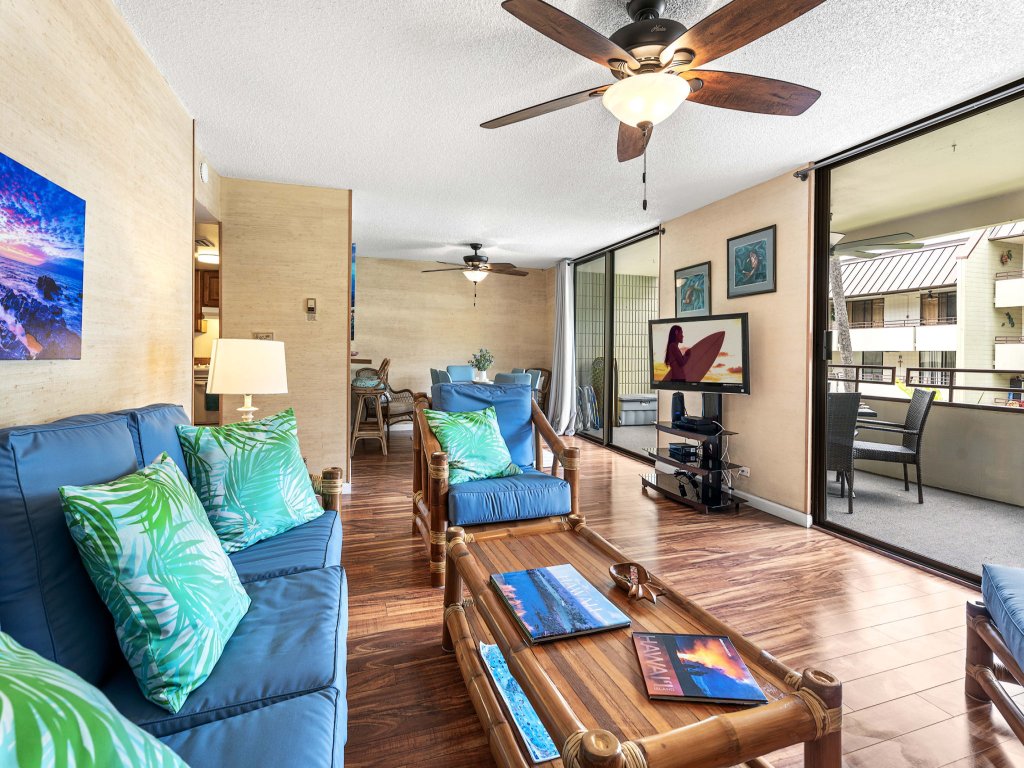 White Sands Village#121 Vacation Rental in Kailua Kona - RedAwning