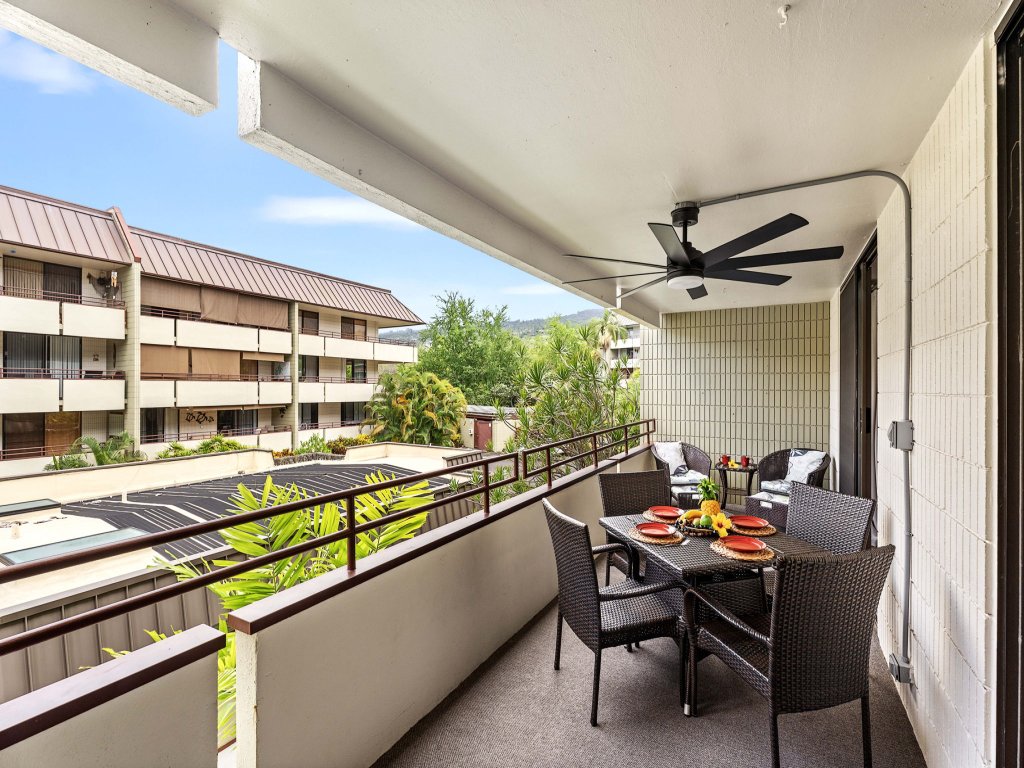 White Sands Village#121 Vacation Rental in Kailua Kona - RedAwning