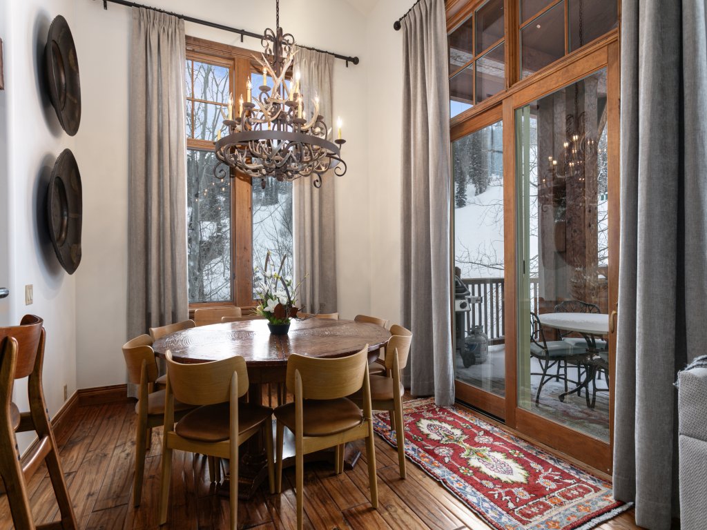 Grand Lodge - Four Bedroom #405 - Ski-in/ski-out Vacation Rental in Park City - RedAwning