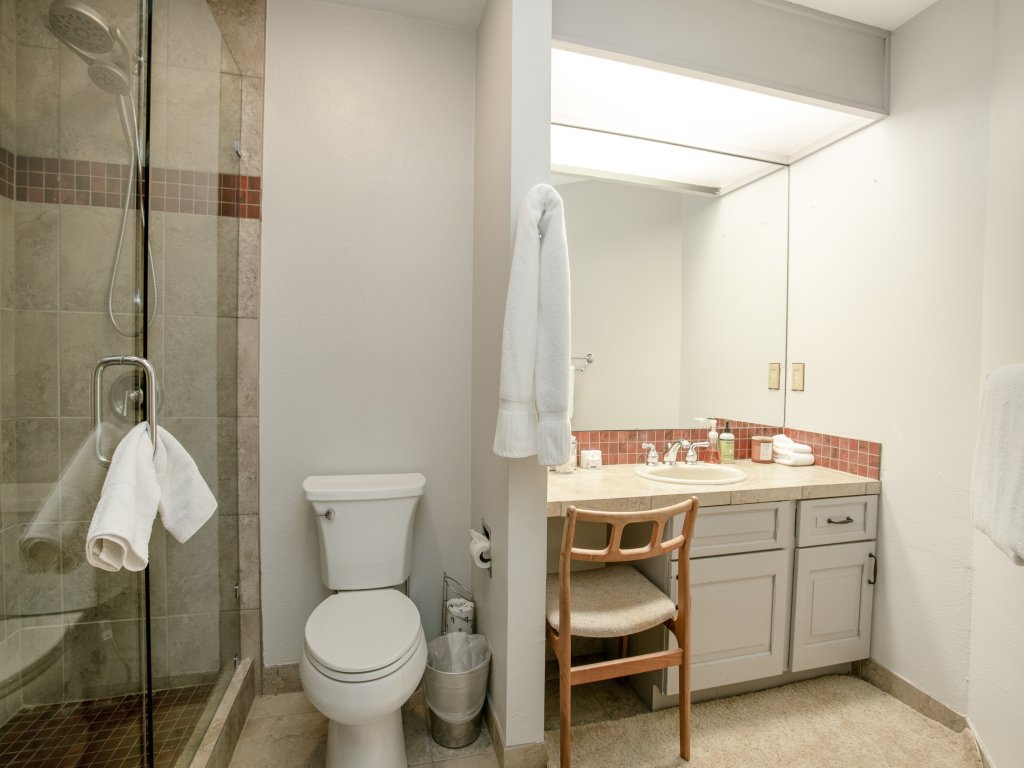 770 Potato Patch Vacation Rental in US - RedAwning