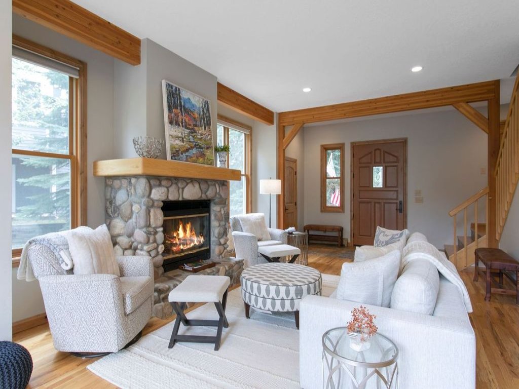 Blue Skies Vacation Rental in Colorado - RedAwning