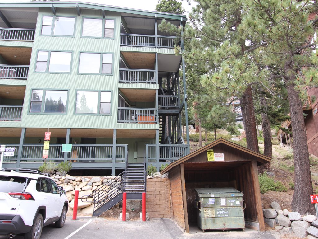HNC0628 - Stagecoach Escape Vacation Rental in Stateline - RedAwning