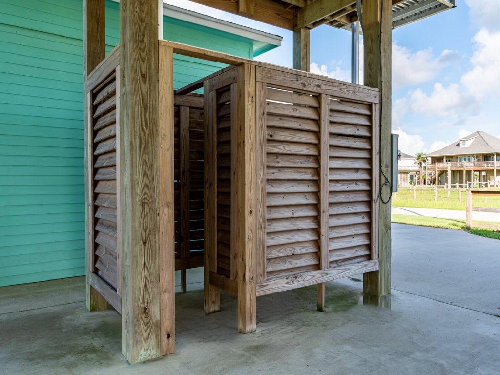 Crystal Villa Vacation Rental in Texas - RedAwning
