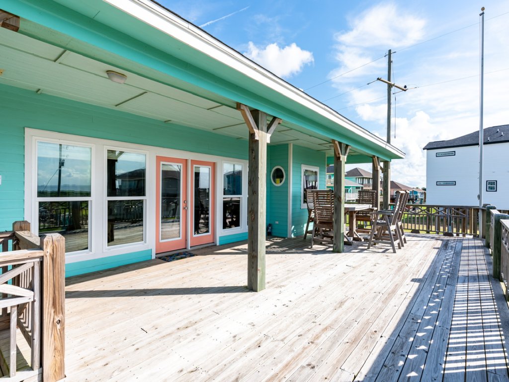 Crystal Villa Vacation Rental in Texas - RedAwning