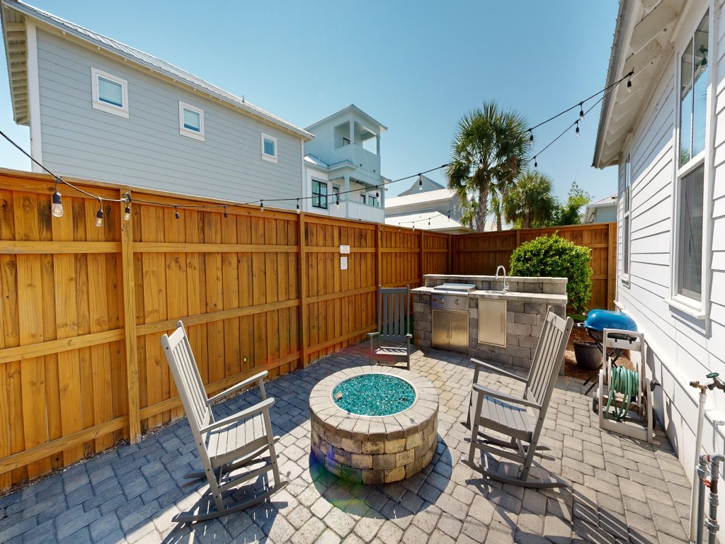 Seaside Serenity Vacation Rental in Miramar Beach - RedAwning