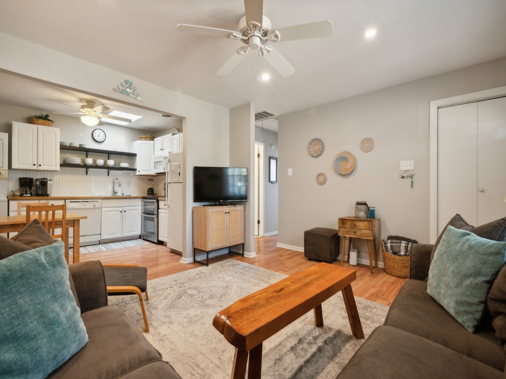 2BR 1.5Bath Cape May Retreat - Yard & Beach Vacation Rental in New Jersey - RedAwning