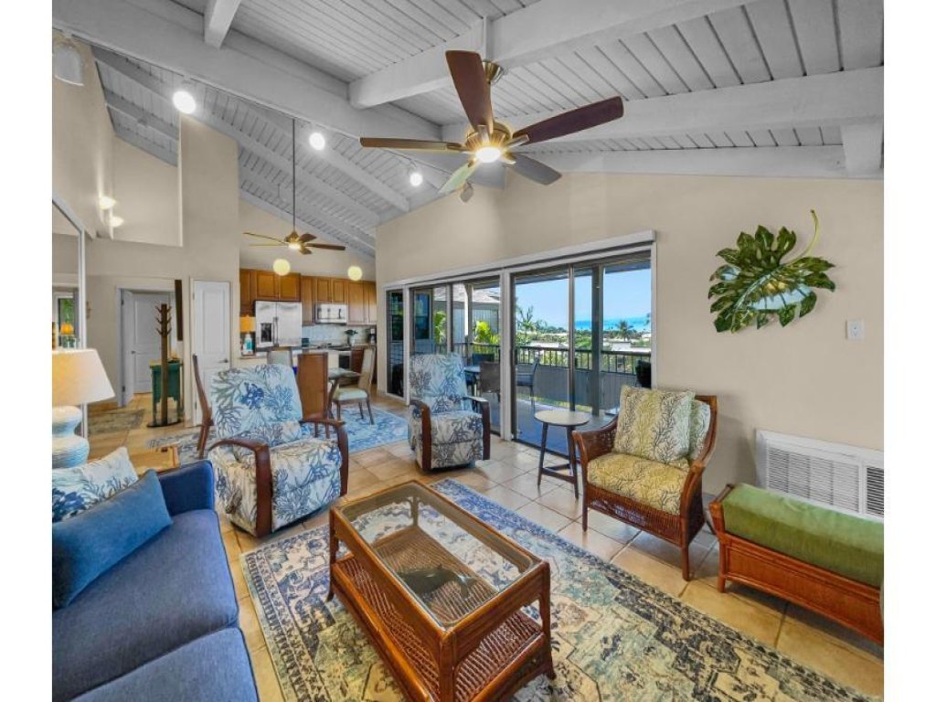 WAILEA EKOLU, #402 Vacation Rental in Hawaii - RedAwning