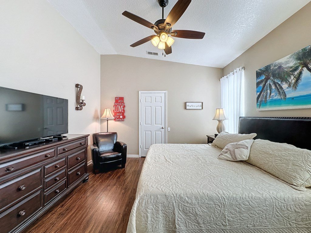 Tranquility Palms in a Resort- Steps to Disney Vacation Rental in Kissimmee - RedAwning