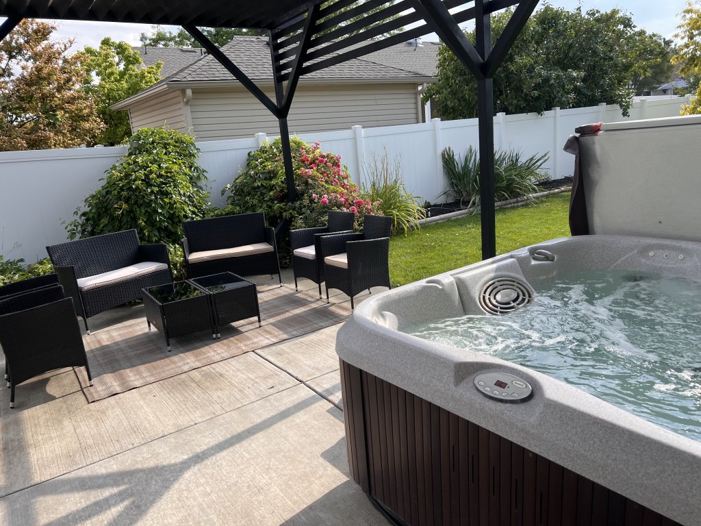 Cozy Corner Oasis with Hot Tub Vacation Rental in Idaho - RedAwning