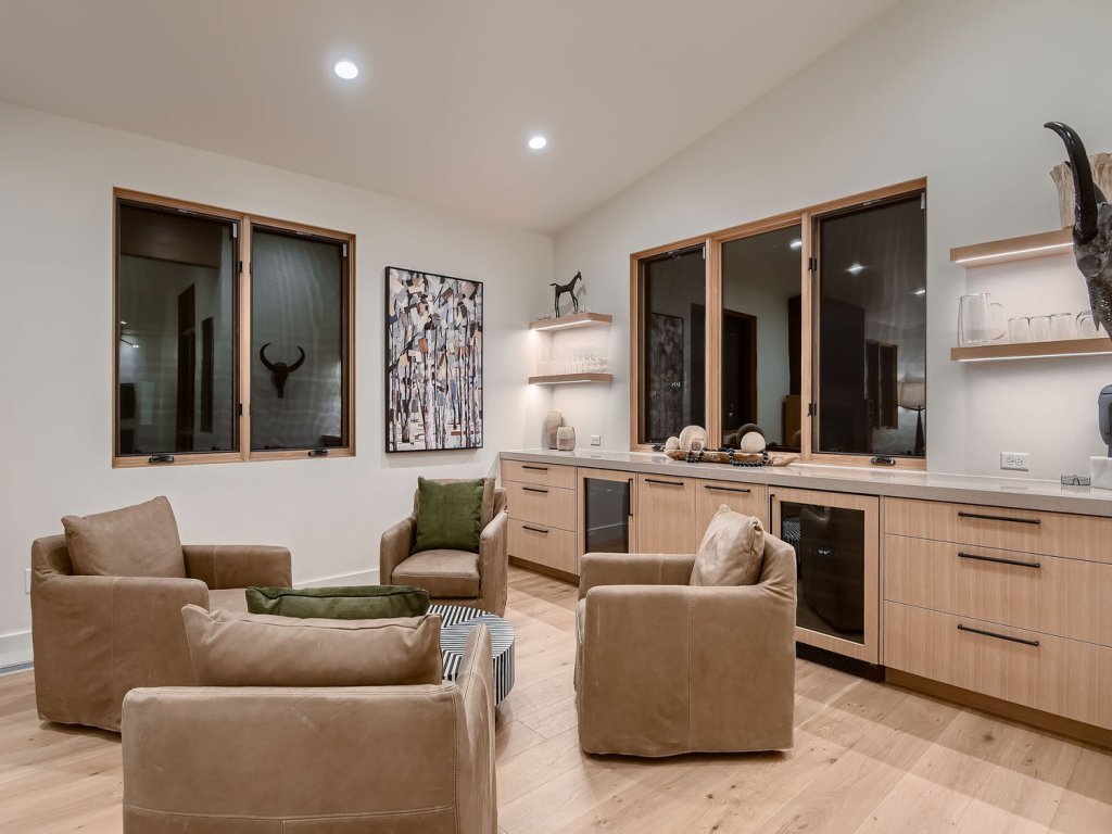 Spacious Mountain Oasis 1060 with Hot Tub and Outdoor Lounge Vacation Rental in Park City - RedAwning